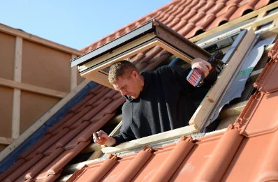 Pose de fenêtres de toit Velux à Rosbruck